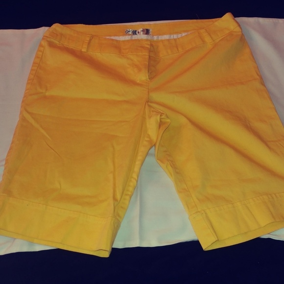 Yellow... Bermuda Shorts - Picture 1 of 3